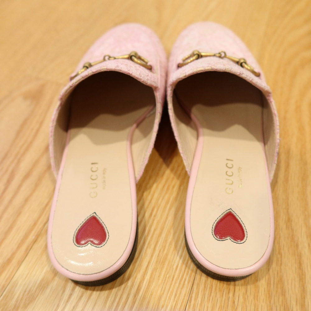 Gucci Princetown Pink Lace Mules with Gold Accents - Picture 5 of 11